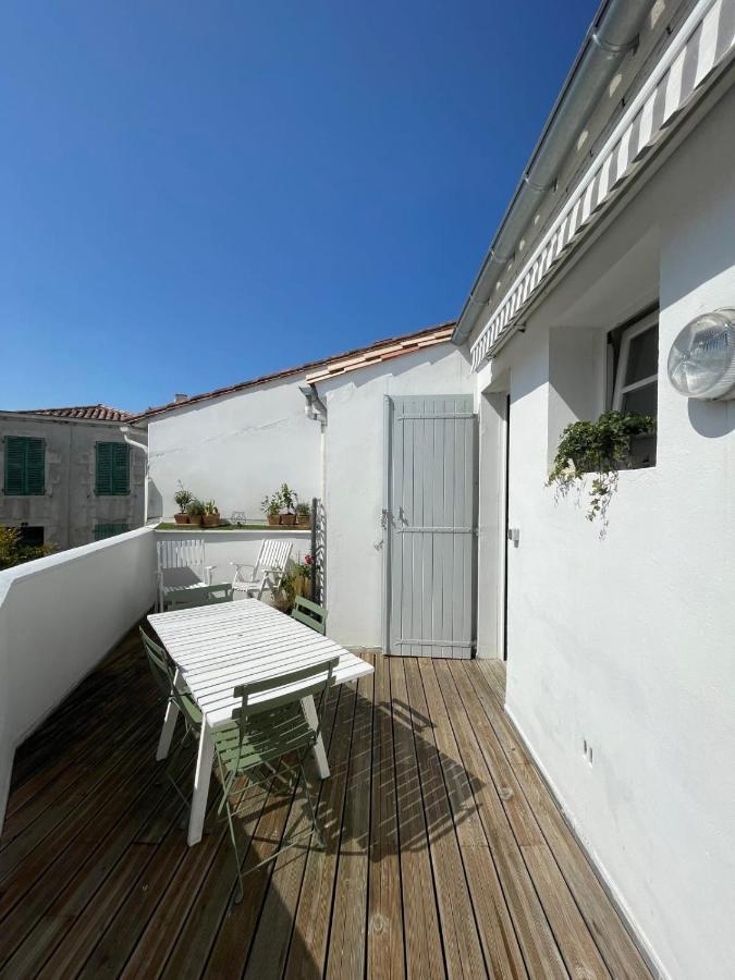 Very Bright Nest With Terrace In The Village La Flotte Exterior foto